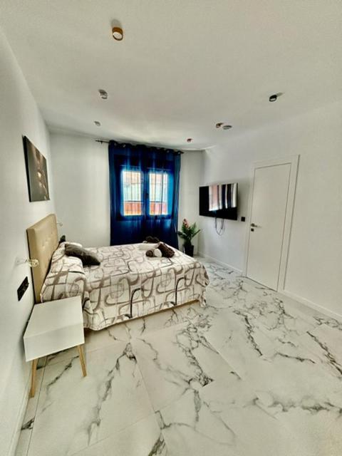 Vila Lova- Luxury Apartments Roquetas de Mar Luaran gambar